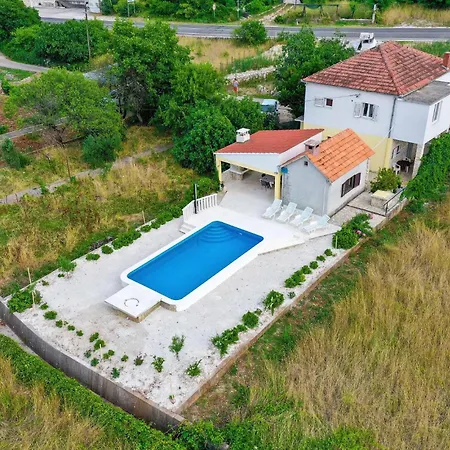 公寓 2 Bedroom Awesome In *